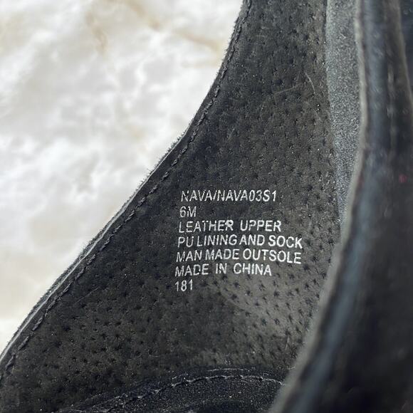 NWOB Steve Madden ‘Nava’ suede sandals - Picture 5 of 6